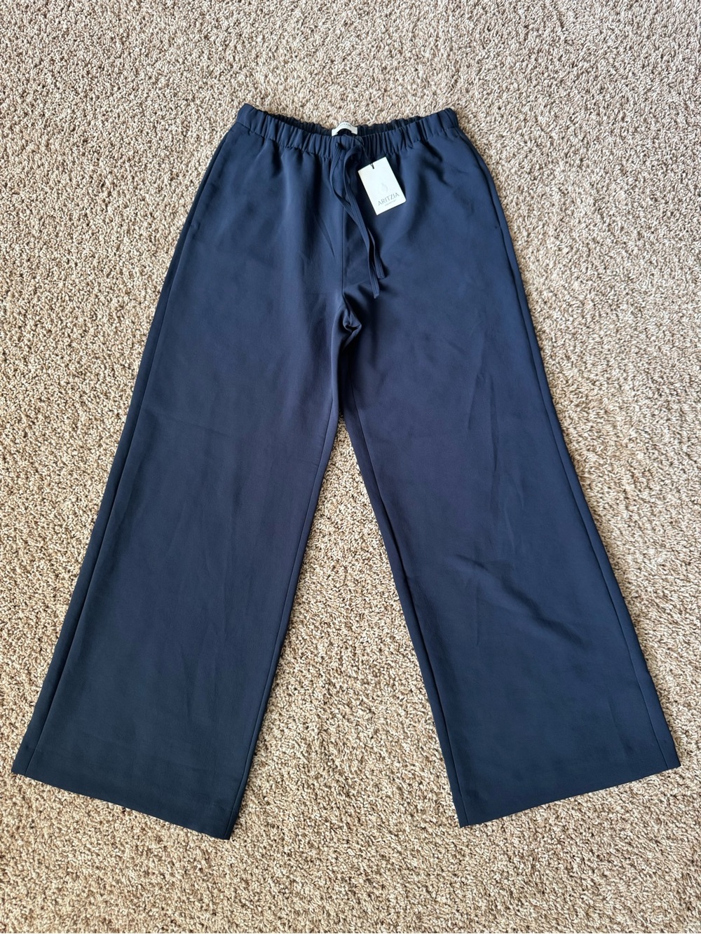 NWT Aritzia Lodge Pant Crepette Dark Night Navy M
